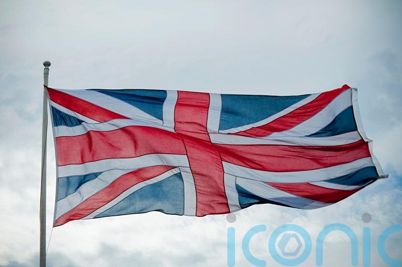 Police ‘removing flag’ were ‘putting up anti-vandal cameras’