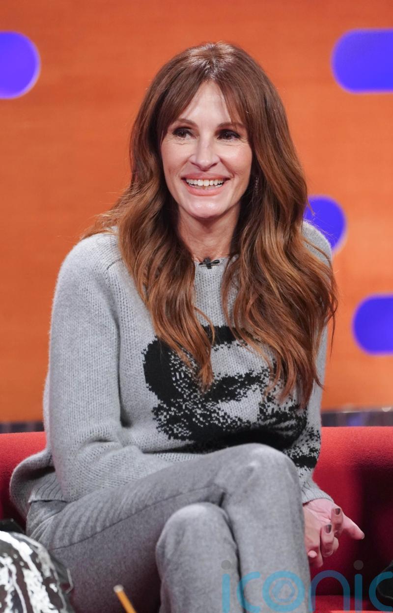 Julia Roberts to narrate new BBC comedy drama series