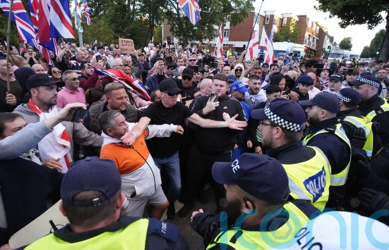 Three arrested after Epping hotel protesters march on council offices