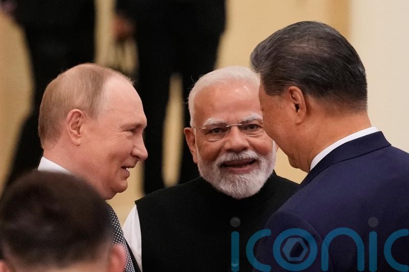 Xi promises £1bn in loans as China pushes creation of SCO development bank