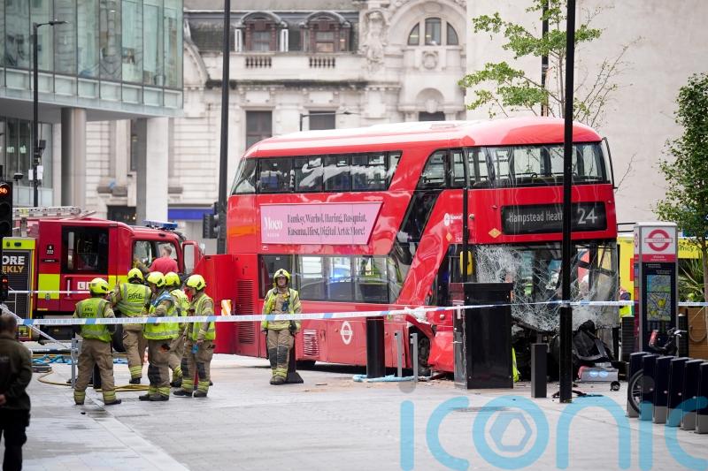 17 injured after bus mounts pavement near Victoria Station