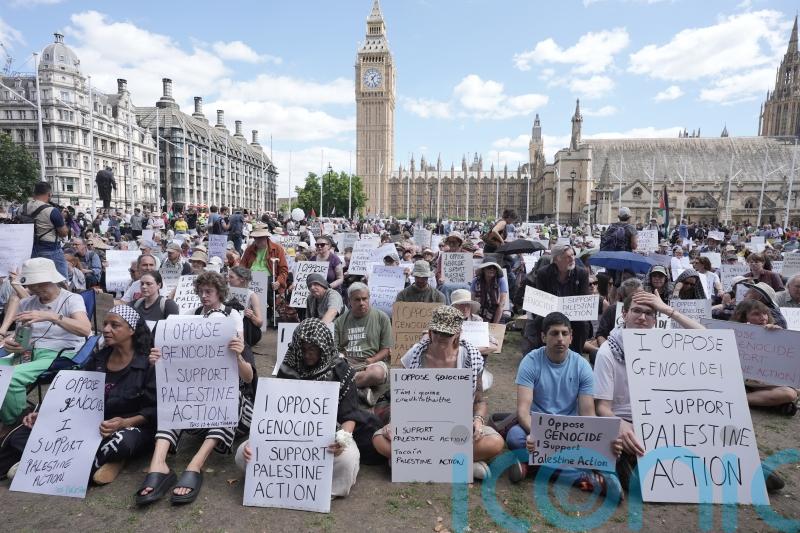 People who show support for Palestine Action ‘will be arrested’, say Met Police