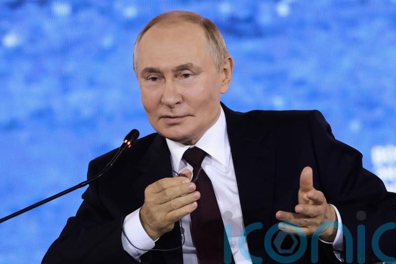 Starmer condemns Putin over ‘cowardly’ assault on Kyiv