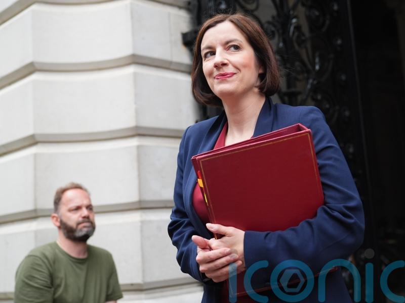 Phillipson announces bid for Labour deputy leadership