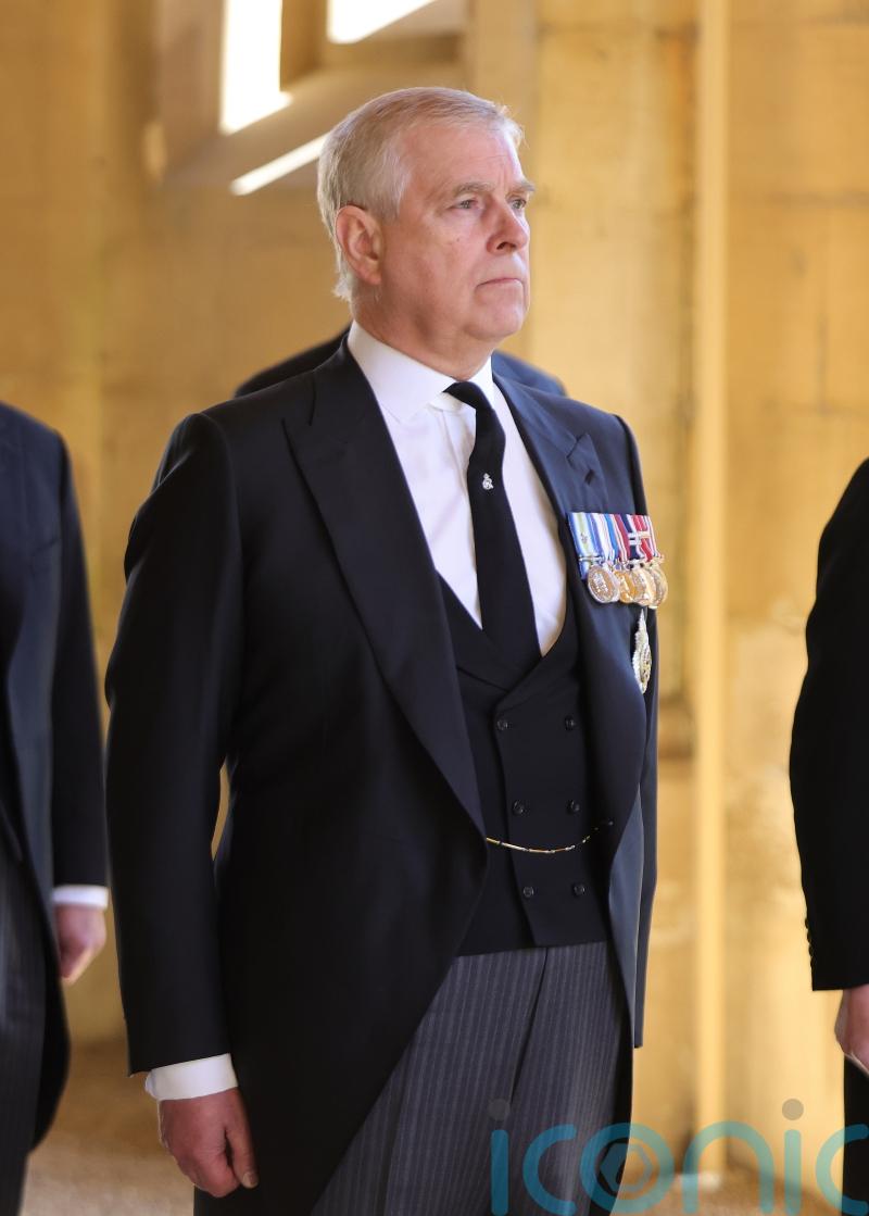 Epstein ‘assistant’ met Duke of York and saw private palace quarters, book says
