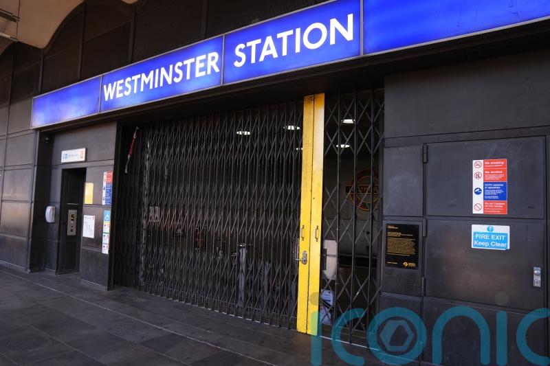 London Underground seeks union talks in bid to resolve pay dispute