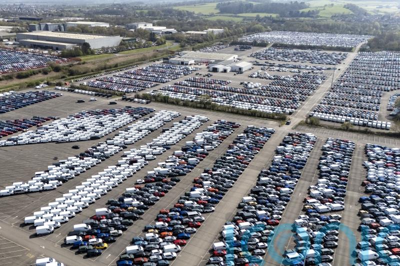 UK exports to US remain below pre-tariff levels despite improvement
