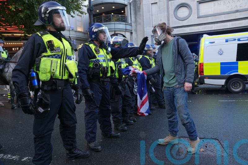 25 arrested and 26 police officers hurt at ‘Unite the Kingdom’ rally
