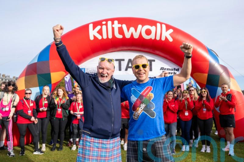 Sir Chris Hoy ‘blown away’ by support as he leads out thousands at Kiltwalk