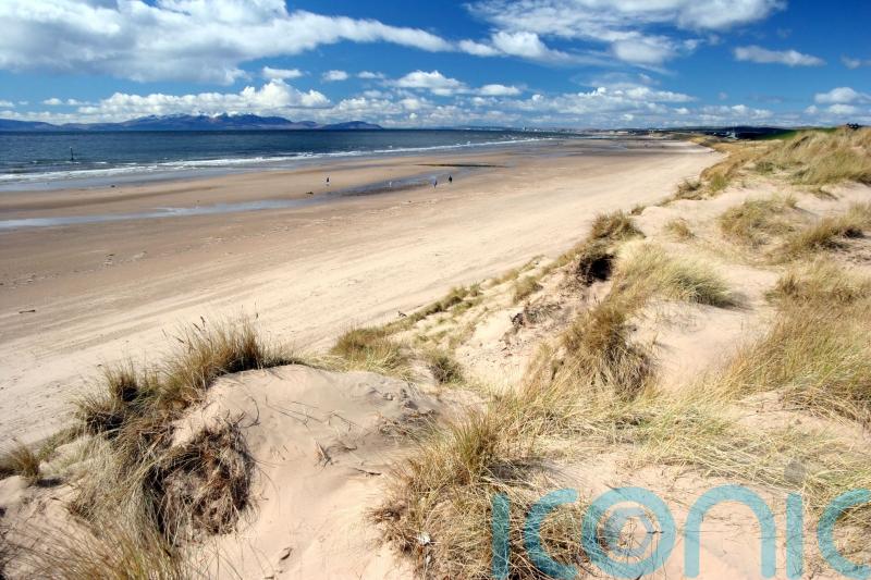 Ministers must ‘get serious’ on sewage dumping in bathing waters, say Lib Dems
