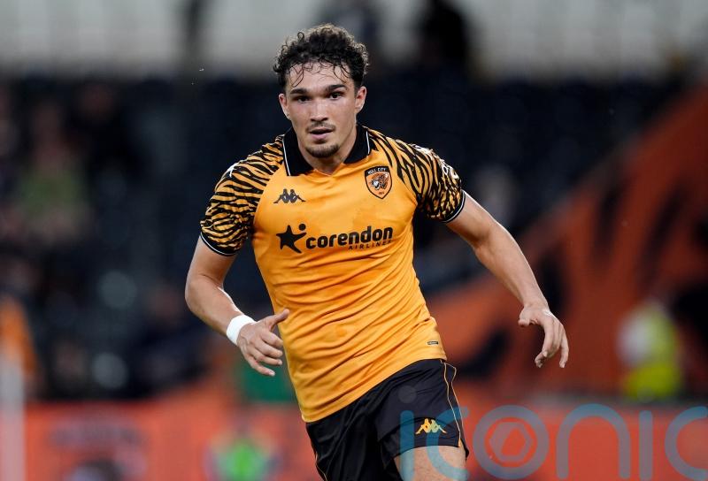 Hull make move up standings with convincing win over Southampton