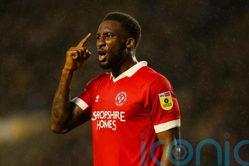 Bromley and Chesterfield draw after late Chey Dunkley own goal