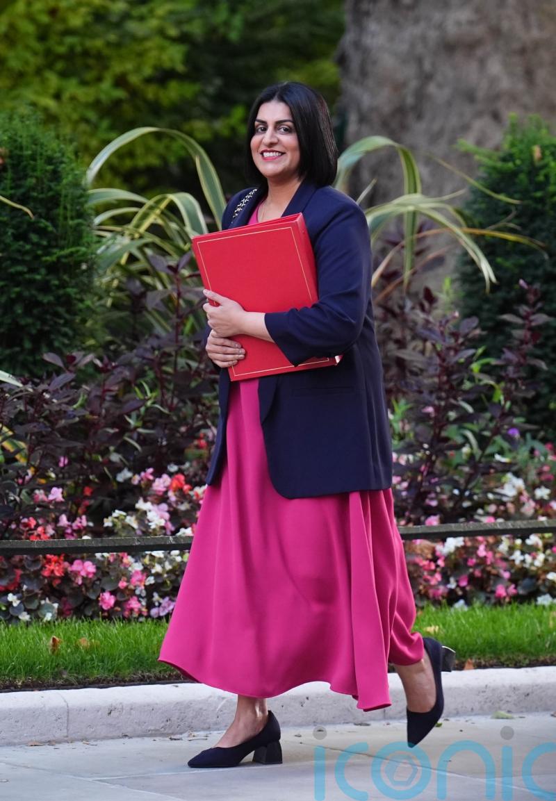Mahmood to outline tougher stance on migrants seeking indefinite leave to remain