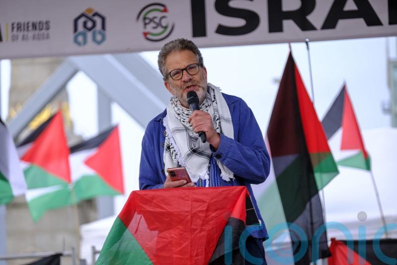 Activists push for vote in bid to change Labour Party policy on Gaza