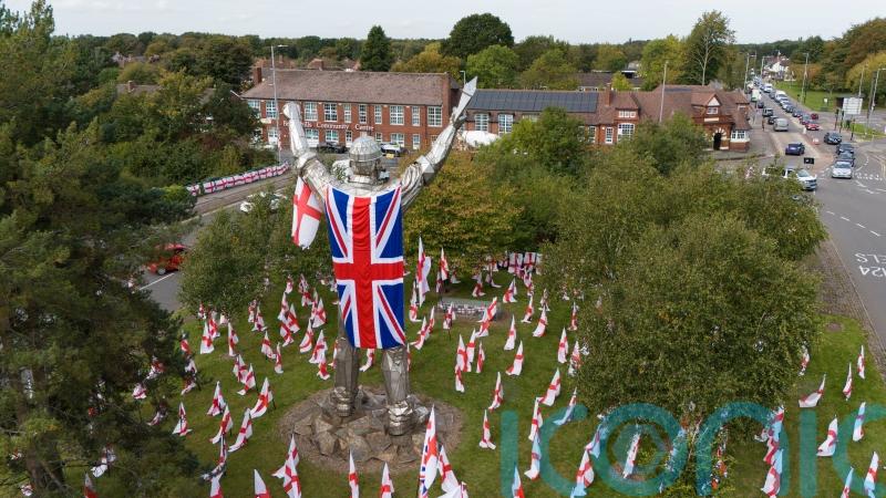 Police investigating threats over council’s flag removal plans