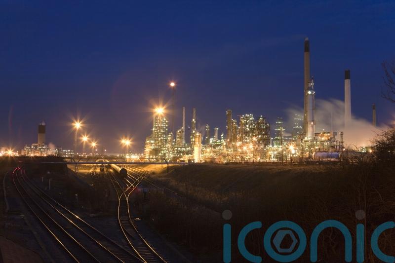 125 jobs to be axed at Lindsey oil refinery after administration