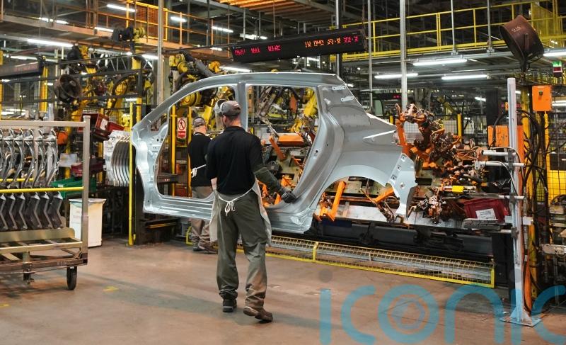UK manufacturing activity shrinks at fastest pace for five months