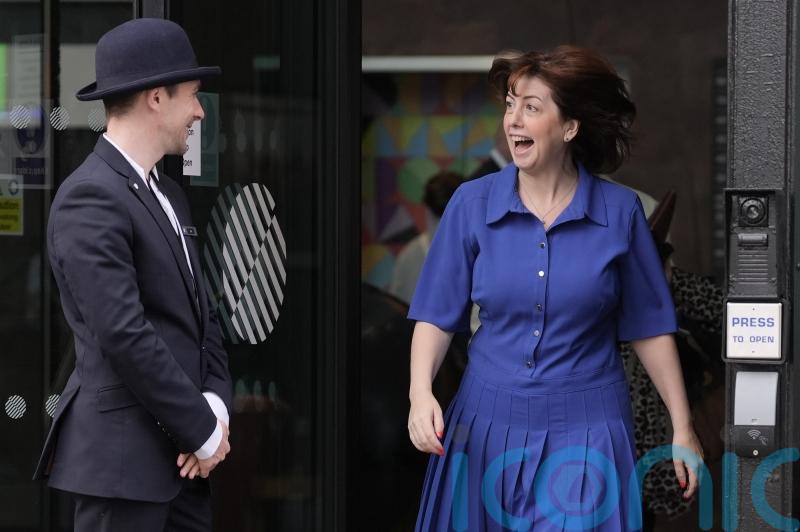 Powell and Phillipson vie for votes as Labour conference draws to a close