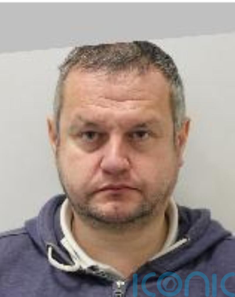 English Football League assistant referee who ‘preyed’ on teenage girls jailed
