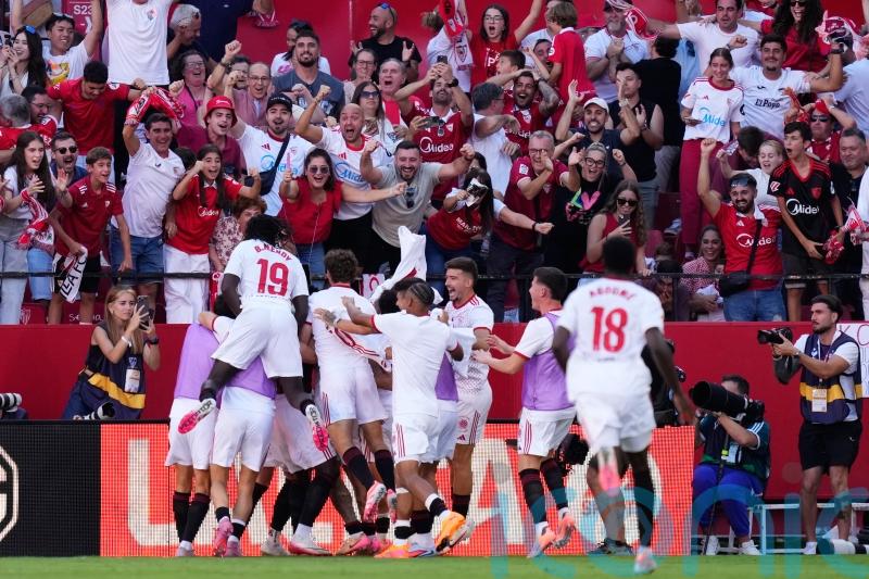 Barcelona’s unbeaten record emphatically ends at Sevilla
