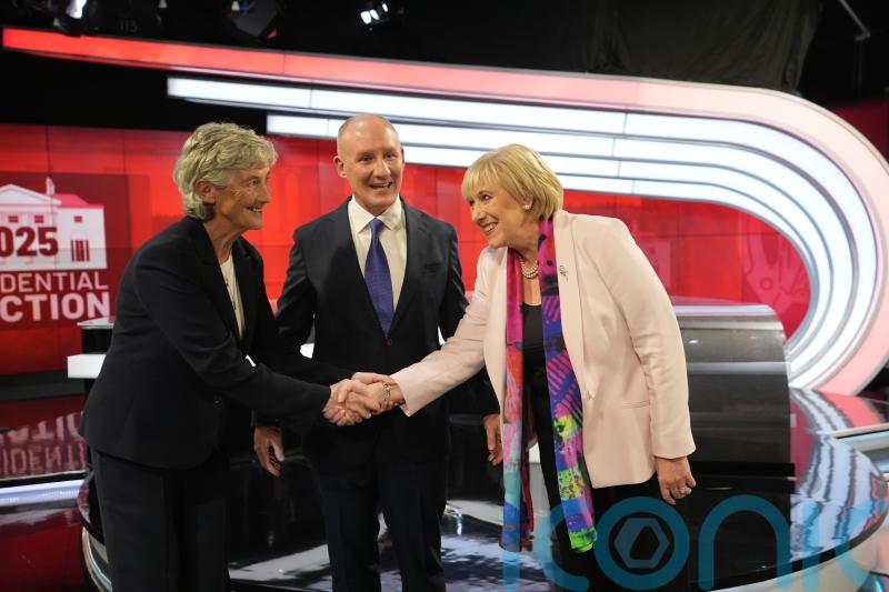 Presidential race now ‘clear choice’ between Government and Opposition, TD says