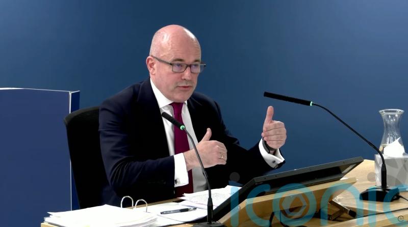 ‘Dereliction of duty’ not to plan for Covid school closures – academy boss