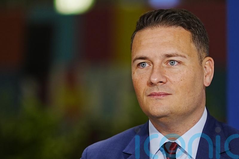 Medical regulators ‘failing to protect Jewish patients and NHS staff’ – Streeting