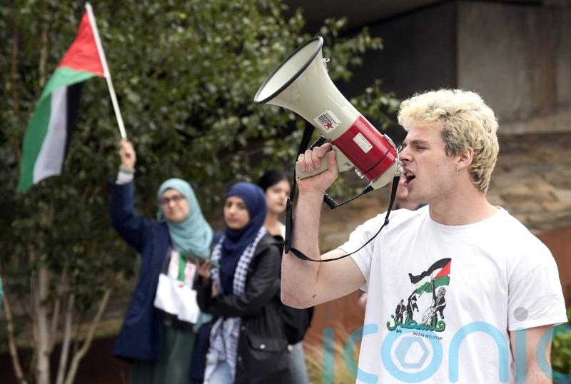 Pro-Palestine protesters defy calls to halt October 7 demonstrations