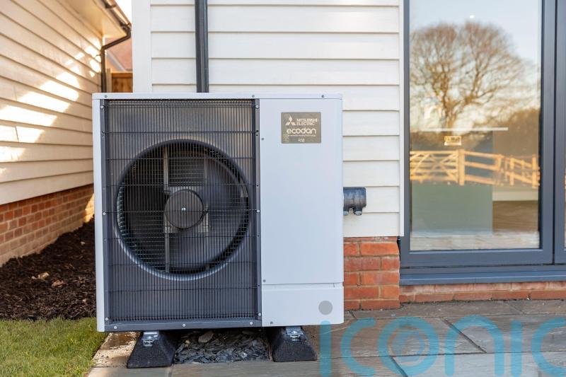 Heating engineers urged to sign up to heat pump ‘giveaway’ for their own homes