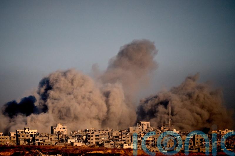 Trump’s son-in-law joins third day of Gaza peace talks