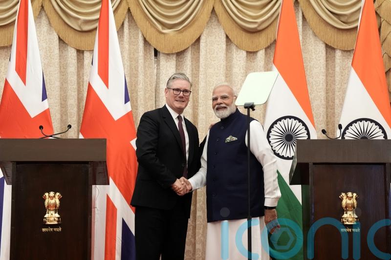 Starmer and Modi discuss Ukraine and oil in face-to-face meeting