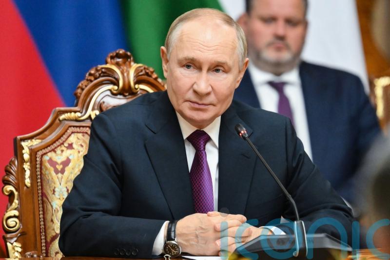 Russian air defences responsible for shooting down Azerbaijani plane, says Putin