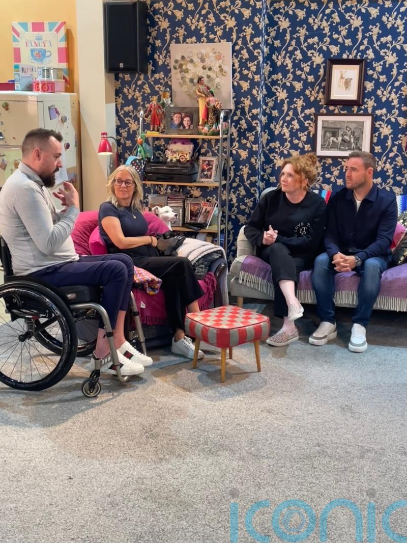 Manchester bomb survivor tells Coronation Street stars about life after injury