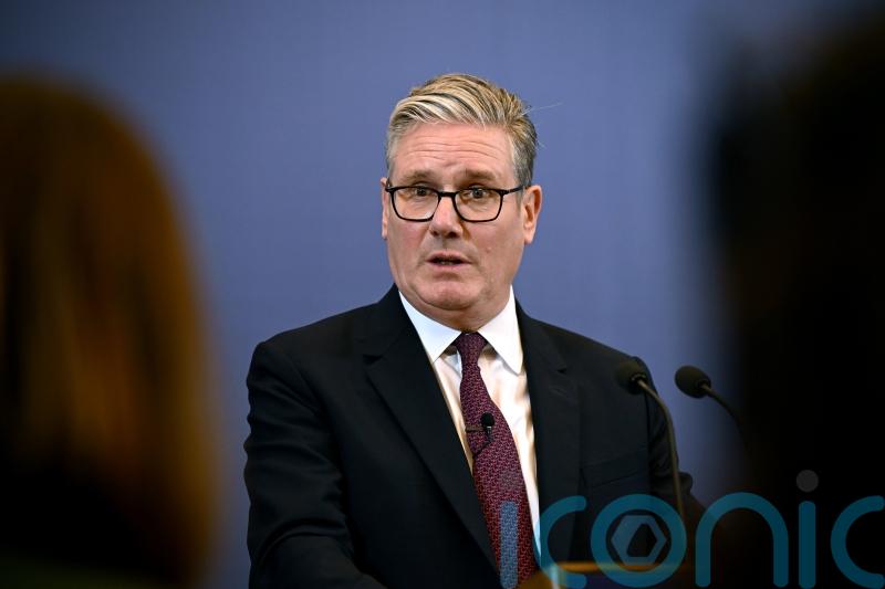 Starmer to face Commons grilling over China spy case as No 10 at odds with CPS