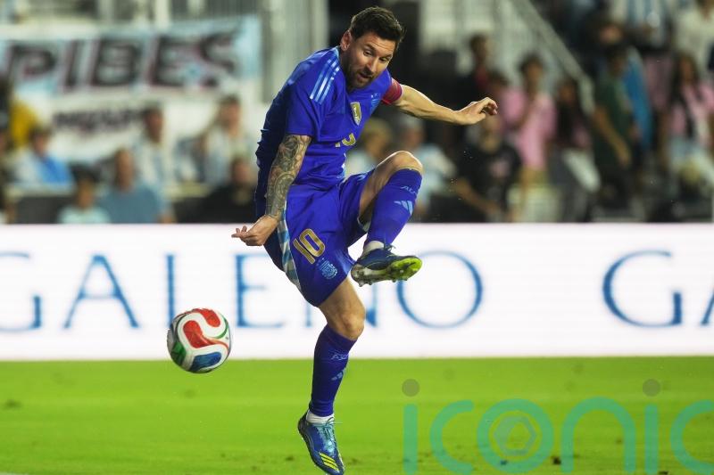 Lionel Messi has two assists as Argentina put six past Puerto Rico