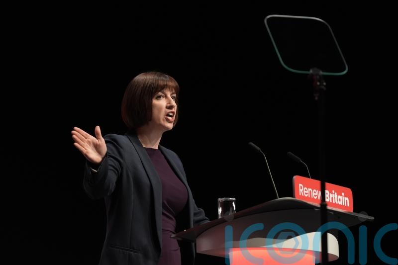 Phillipson sets new phonics test target for year 1 children