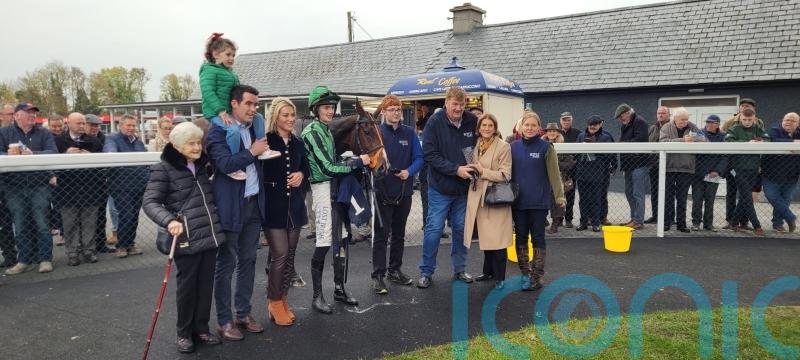 Hewick cruises to victory on seasonal return at Thurles