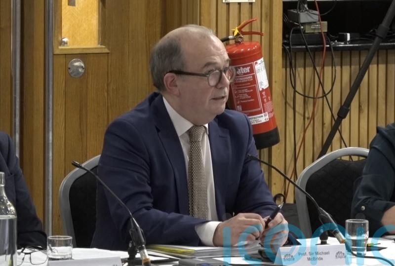 ‘High levels of confidence in vaccines’ – chief medical officer