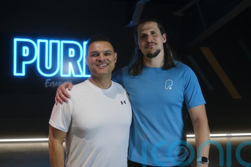 Gym manager who survived cardiac arrest forms unlikely bond with gym member after ‘saving his life’ from same condition