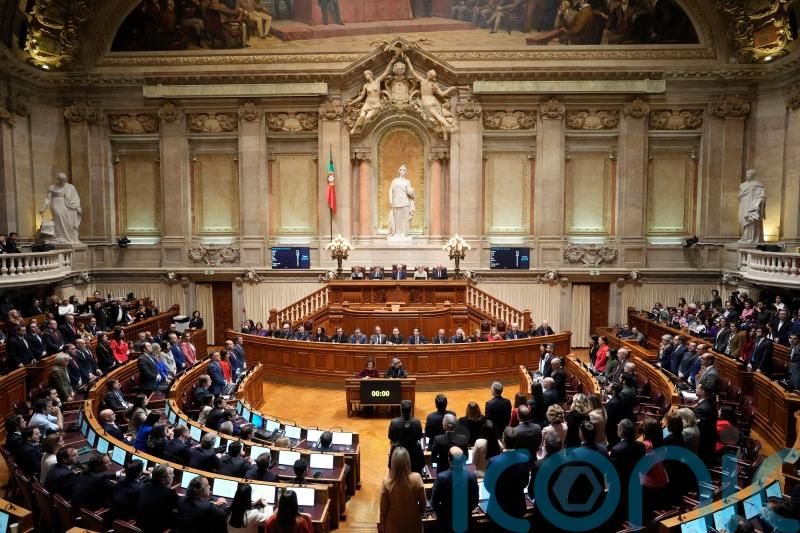 Portuguese parliament approves bill banning face coverings in public