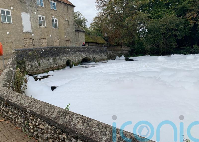 Environment Agency investigating after fish die in foam layer on river Thet