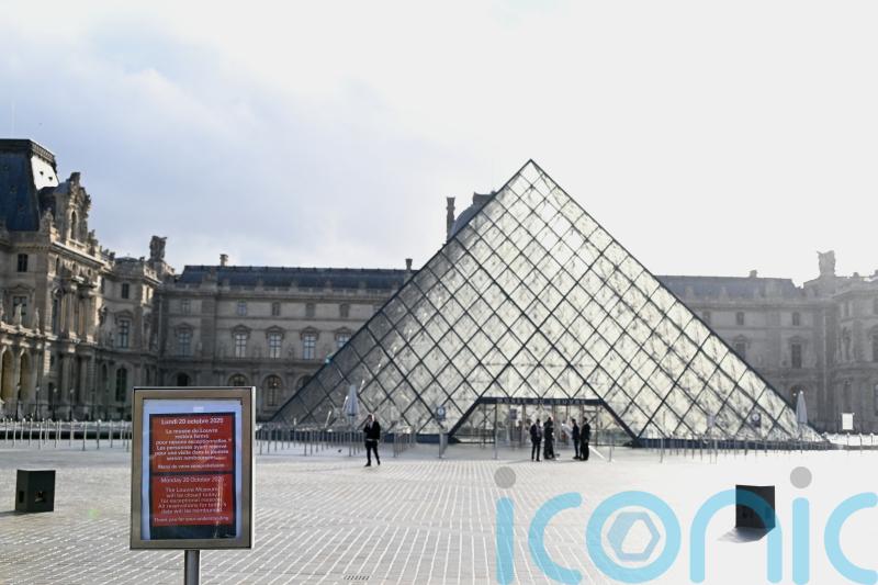 French culture minister says Louvre security worked during jewel heist