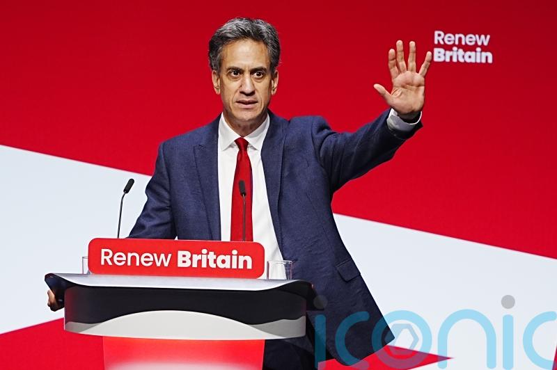 Miliband: Labour will invite nuclear bosses to Scotland day after election win