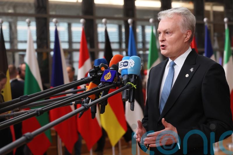 Russian military planes ‘violated Lithuanian airspace’