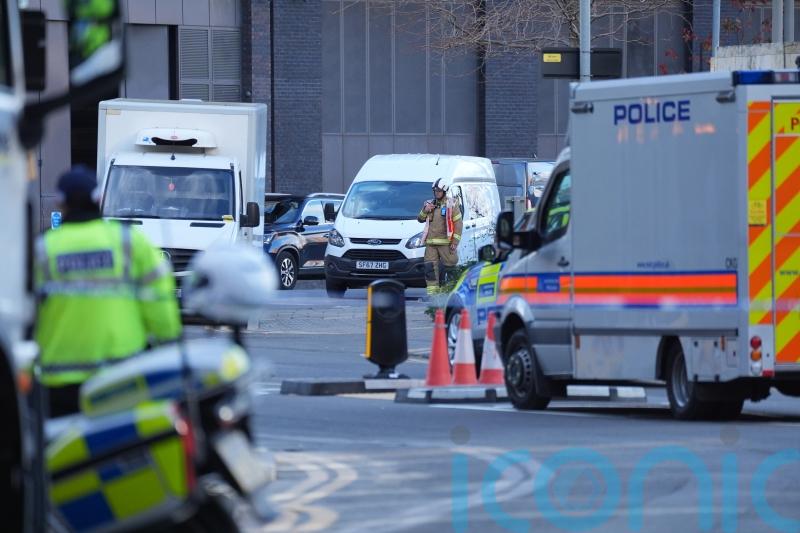Bag of wires sparked bomb alert at US Embassy in London, court told