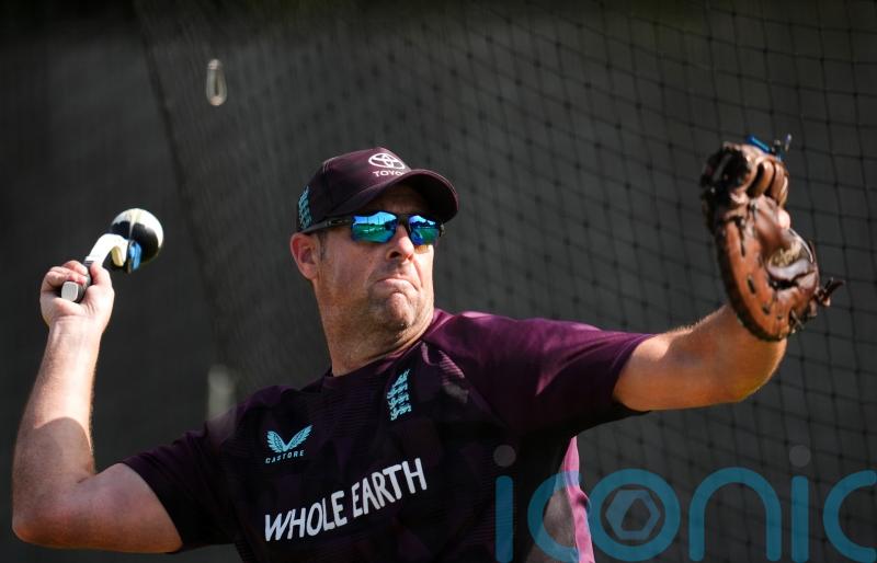 Marcus Trescothick says bowler-friendly Ashes wickets could suit England