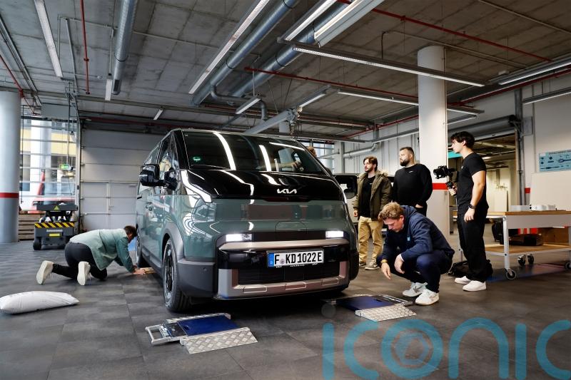 Kia PV5 Cargo sets world record for electric light commercial vehicles, travelling 430.84 miles on a single charge under full payload