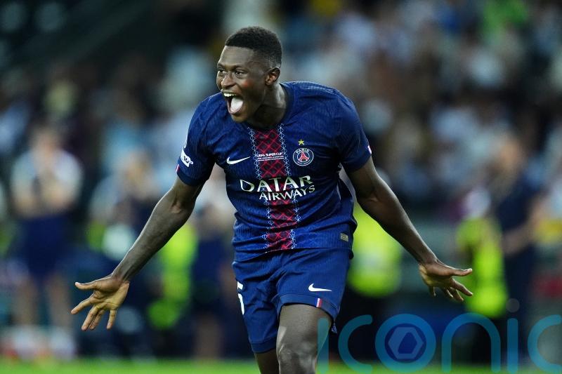 Paris St Germain retain pole position in Ligue 1 despite drawing again