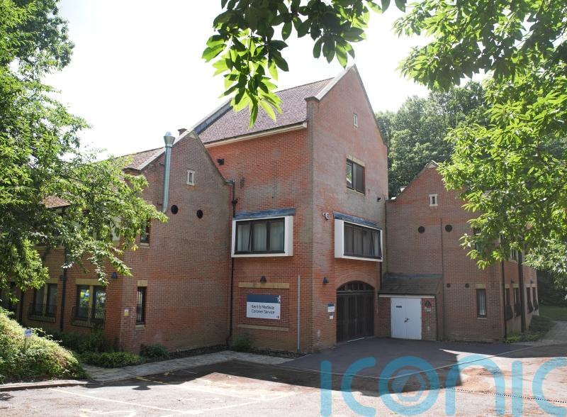 Limited information on Egyptian boat fire which killed three Britons – coroner