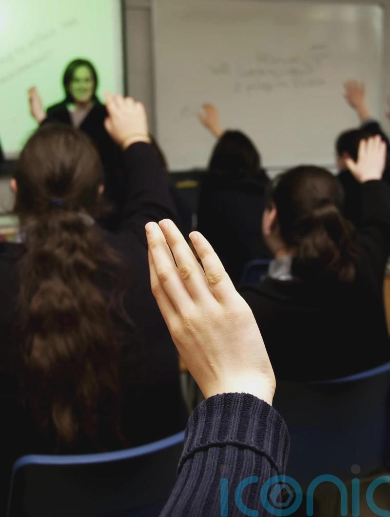 Half of secondary schools hiring primary teachers, union survey finds